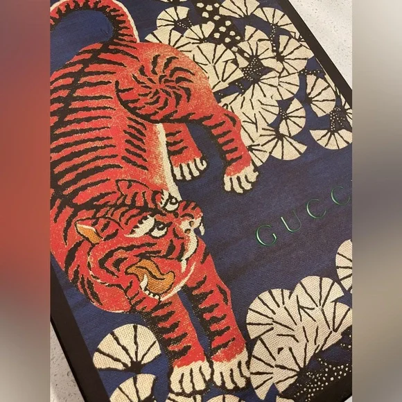Gucci limited tiger print box - Picture 4 of 11